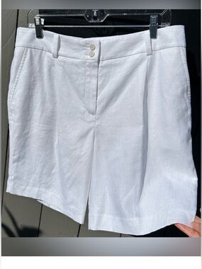 NWOT Talbots Linen White Bermuda Shorts (lined) 12P